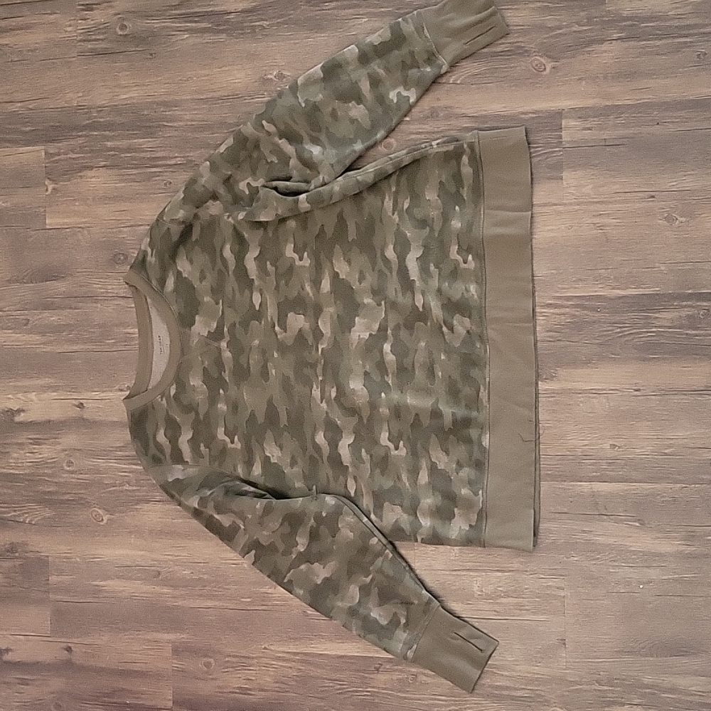 Camo Sweatshirt